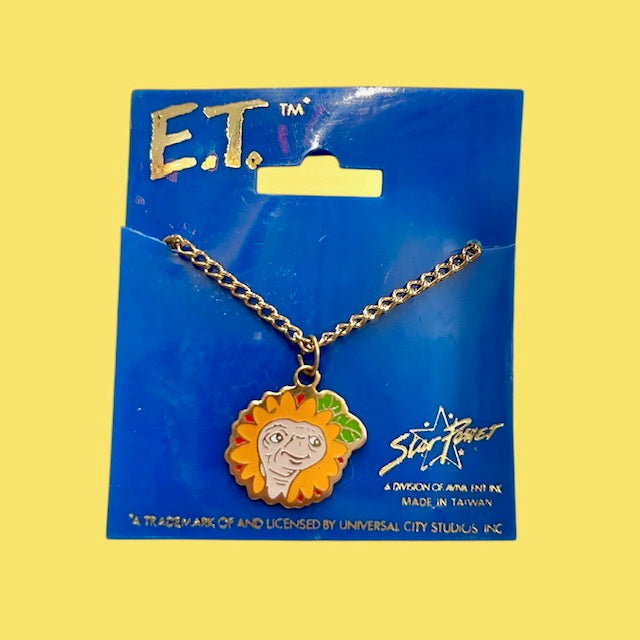 1982★80's★ET★Movie★ET★Jewelry★Necklace★Doll★Figure★Plushie★Vintage★Flowers★