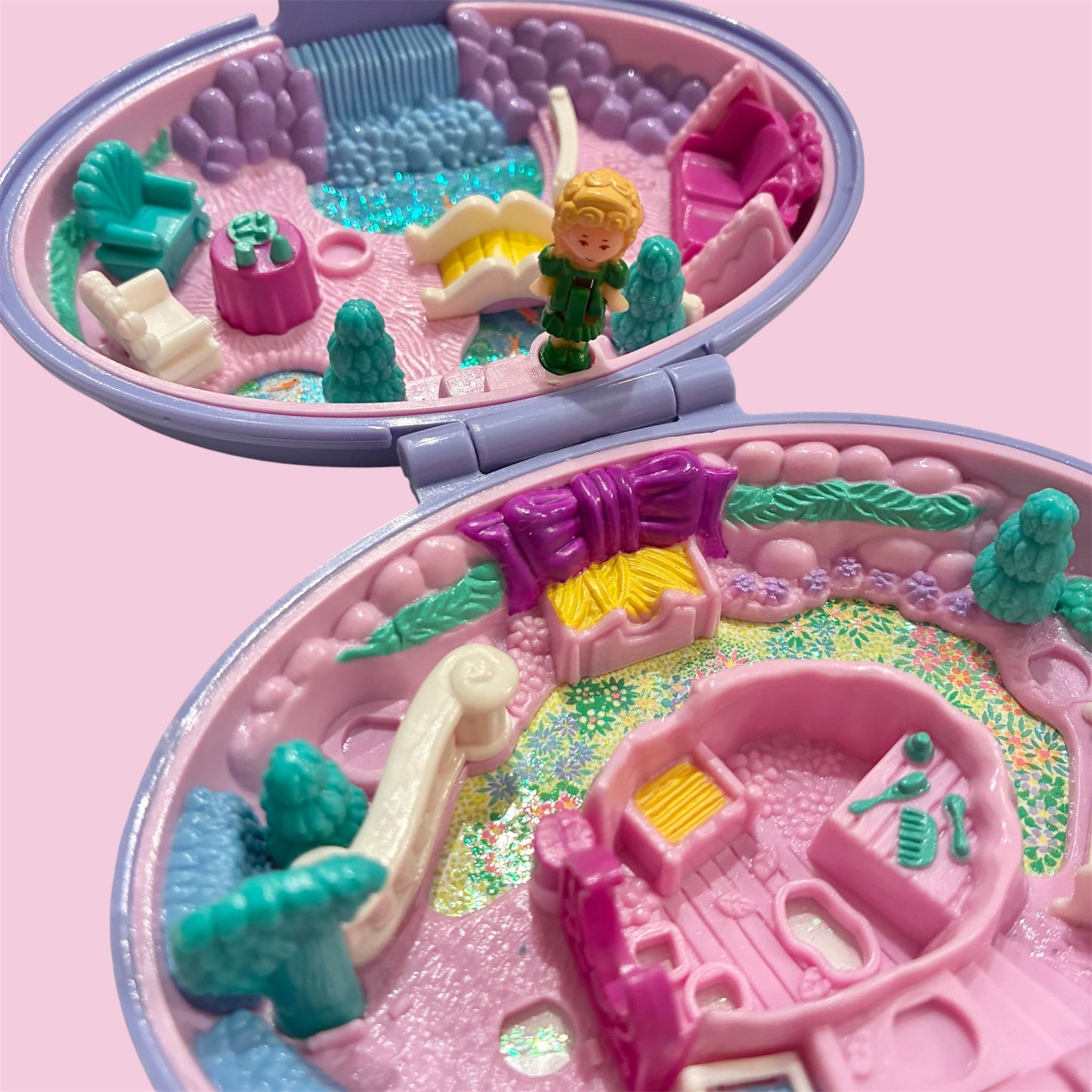 1995年★90's★Polly Pocket★ポーリーポケット★コンパクト★ビンテージ★フィギュア★人形★ぬいぐるみ★Unicorn Meadow★ラベンダー★楕円