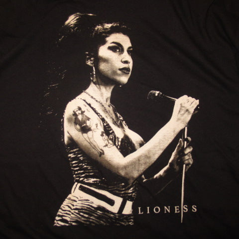 Amy Winehouse★エイミー・ワインハウス★Tシャツ★フィギュア★人形★ぬいぐるみ