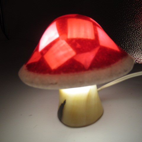 キノコ★マッシュルーム★MUSHROOM LIGHT★ルームライト★ナイトライト★デコレーションライト★ディスプレイ★ピンク★