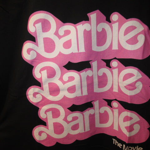 Barbie★バービー★Barbie the Movie★Tシャツ★ロゴ★ピンク★Men's Mサイズ★新品★フィギュア★人形★ぬいぐるみ★