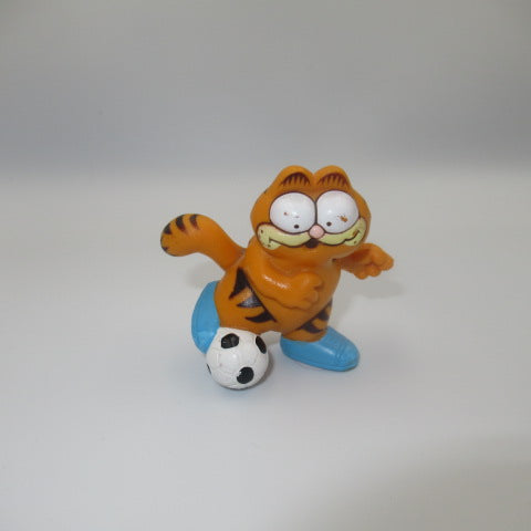 80's★GARFIELD★ガーフィールド★PVC★フィギュア★人形★ぬいぐるみ★サッカー★