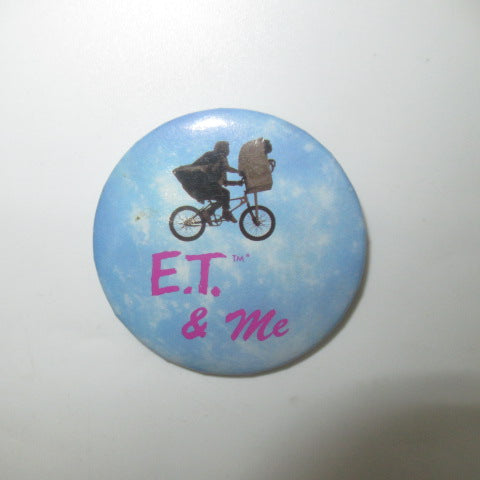 1982★80's★vintage★ET★movie ET★ET★movie ET★alien★alien★tin badge★badge★approximately 5.5cm in diameter★ET&amp;Me★Elliot★bicycle★moon★doll★stuffed animal★figure★ 