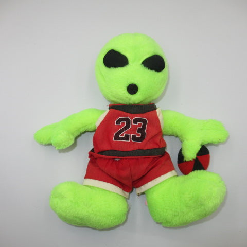 1996年★90's★vintage★ビンテージ★Nanco★Michal Jordan★ジョーダン★basketball★バスケ★green★グリーン★★alien★エイリアン★大きさ約２３センチ★ぬいぐるみ★人形★フィギュア★