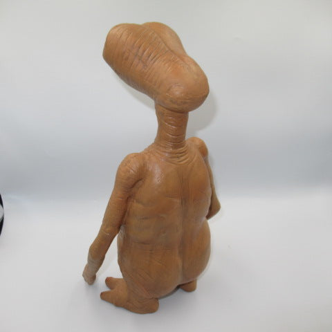 E.T ぬいぐるみ・人形 – おもちゃやSPIRAL