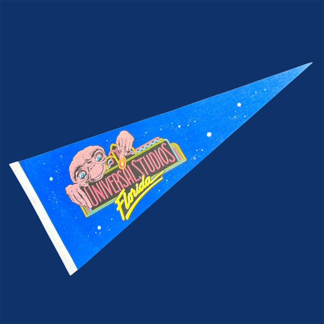 1982 ★ 80's ★ ET ★ Movie ★ ET ★ Universal Studios Florida ★ Universal Studios ★ Doll ★ Figure ★ Plush ★ Vintage ★ Felt Pennant Banner ★ Felt ★ Pennant ★ Banner ★ 