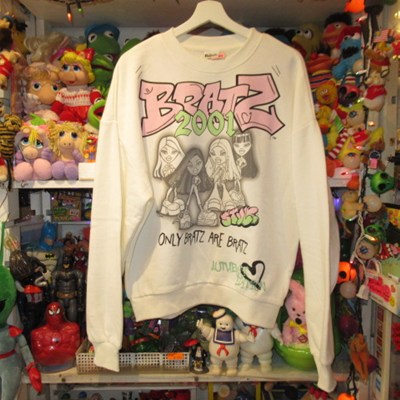 BRATZ★Bratz★trainer★Size M★Men's★White★Doll★Figure★Stuffed Toy★ 