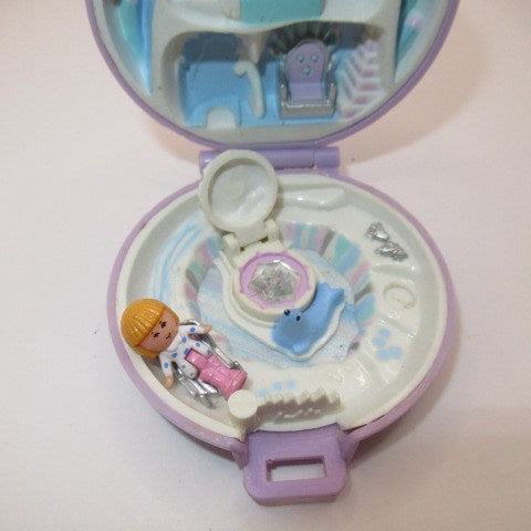 90's★1992年★Polly Pocket★ポーリーポケット★Jweled Iceland★ジュエル★宝石★ラベンダー★人形★フィギュア★コンパクト★ビンテージ★ミニチュア★ままごと★フィギュア★人形★