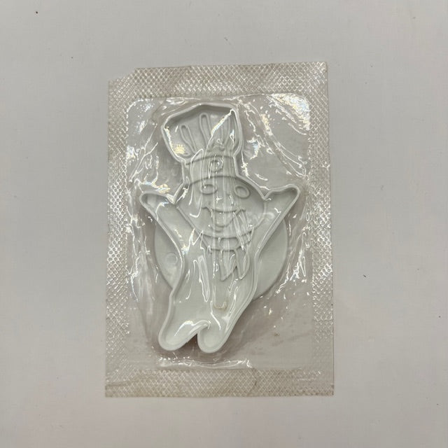 1997 ★ 90's ★ vintage ★ Pillsbury ★ Doughboy ★ Doughboy ★ cookie ★ cookie cutter ★ mold ★ advertising ★ corporate ★ figure ★ doll ★ stuffed animal ★ 