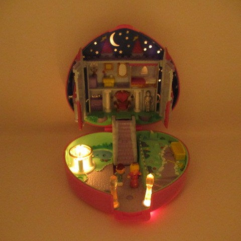 90’s★1992年★Polly Pocket★ポーリーポケット★staright Castle★スターライトキャッスル★ハート★濃いピンク★ライト★難ありミニチュア★ままごと★フィギュア★人形★ぬいぐるみ★