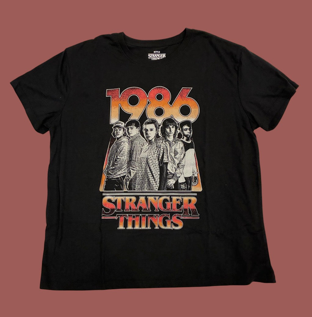 Used★STRANGER THINGS★ストレンジャーシングス★Tシャツフィギュア★人形★ぬいぐるみ★ダスティン★ウィル★エル★マイク★ルーカス★XLサイズ