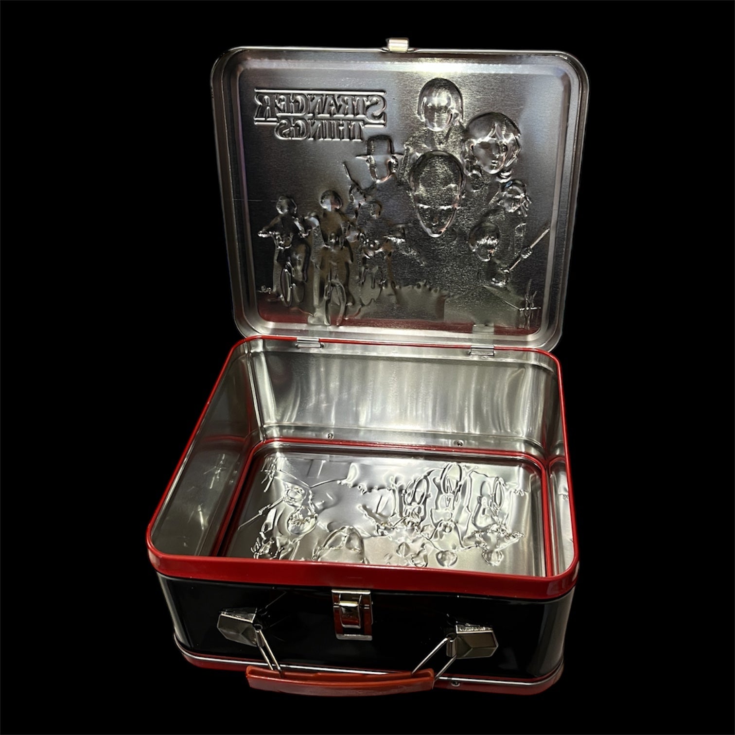 Stranger Things ピザボックス　ストレンジャーシングス　キャンドル 2022 PANINI STRANGER THINGS WONDER BOX【製品情報】 | Trading Card