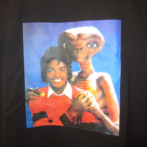E.TｘＭichael Jackson★マイケル・ジャクソン★Tシャツ★ポスター柄★Men’s★XL★新品★フィギュア★人形★ぬいぐるみ