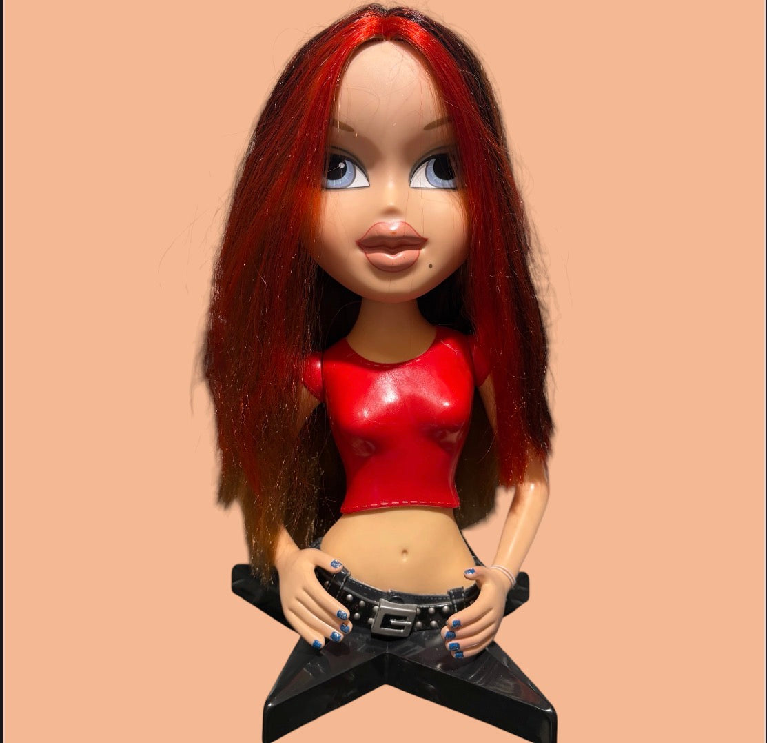 200２年★BRATZ★ブラッツ★スタイリングヘッド★置物★人形★フィギュア★ぬいぐるみ★Y2K