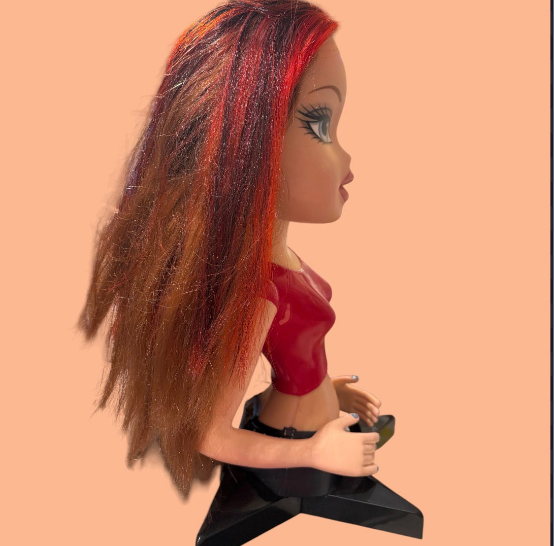 200２年★BRATZ★ブラッツ★スタイリングヘッド★置物★人形★フィギュア★ぬいぐるみ★Y2K
