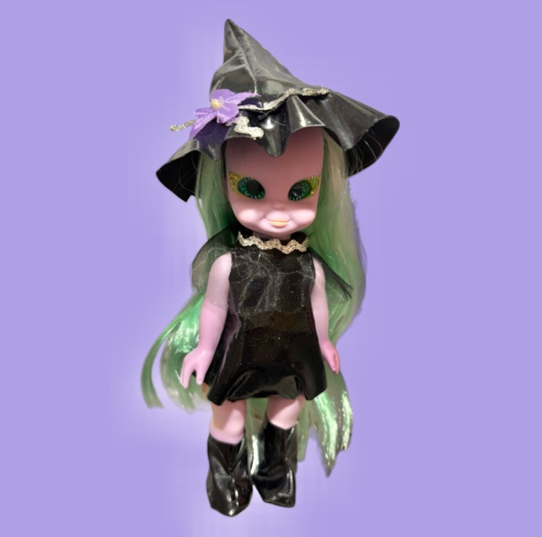 レア！1972年★70’s★ビンテージ★Emerald the Enchanting Witch★エメラルド ウィッチ★魔女★目が光ります！★フィギュア★人形★ぬいぐるみ★箱付き