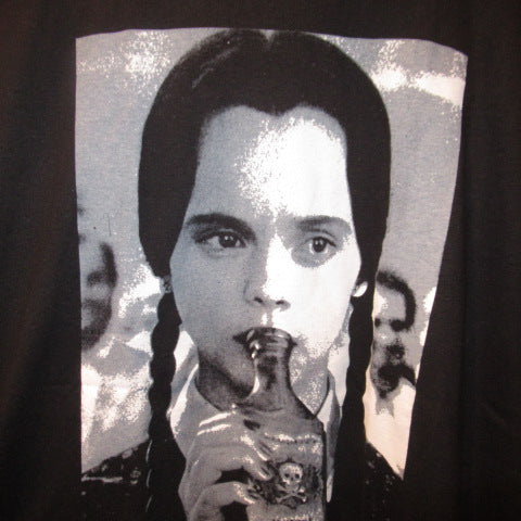 THE ADAMS FAMILY★アダムスファミリー★WEDNESDAY★ウエンズデー★Tシャツ★Men’ｓ★Ｌサイズ★フィギュア★人形★ぬいぐるみ