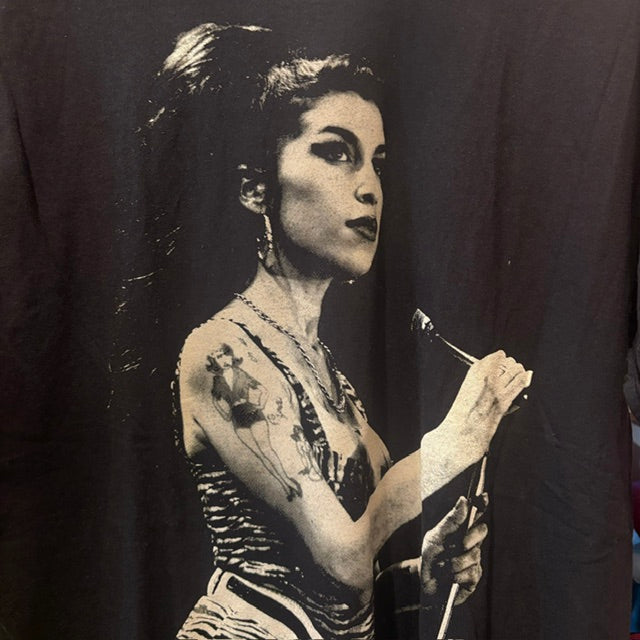 Amy Winehouse★エイミー・ワインハウス★Ｔシャツ★Men’ｓ★Ｌサイズ★ブラック★新品★フィギュア★人形★ぬいぐるみ