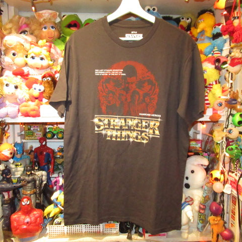 STRANGER THINGS★ストレンジャーシングス★Netflix★Tシャツ★Men's★XLサイズ★VEQUNA★ヴェクナ★イレブン★ダスティン★フィギュア★人形★ぬいぐるみ