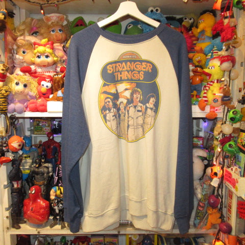 STRANGER THINGS★ストレンジャーシングス★Netflix★sweat★スウェット★トレーナー★Men’ｓ★ＸＬサイズ★イレブン★ダスティン★マイク★フィギュア★人形★ぬいぐるみ★USED