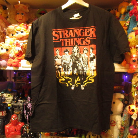 STRSNGERTHINGS★Netflix★ネットフリックス★ストレンジャーシングス★Tシャツ★XLサイズ★ブラック★black★ブラック★人形★ぬいぐるみ★フィギュア