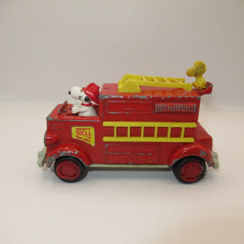 1965年★60's★Peanuts★ピーナッツ★Snoopy★スヌーピー★消防車★ミニカー★フィギュア★人形★ビンテージ★