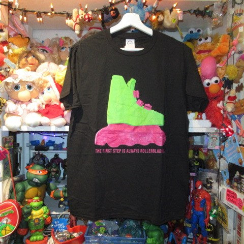 Barbie★Barbie★Movie Barbie★Movie Barbie★T-shirt★Black★rollerskate★Roller skates★Doll★Figure★Plush toy★M size★ 