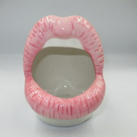 Lips★LIP★Lip-shaped ashtray★Ash tray★Ash tray★Accessory case★Ceramics★Figure★Doll★Plush toy★Pink★ 