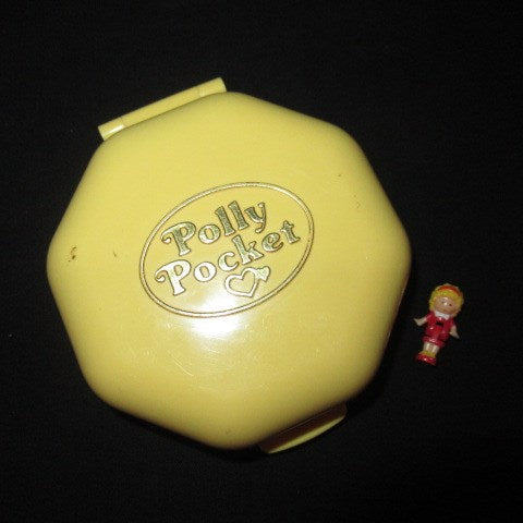 90's★Polly Pocket★Polly Pocket★Compact★Play House★Miniature★Dollhouse★Doll★Figure★Plush★Yellow★Octagon★ 