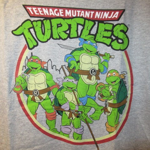 TEENAGE MUTANT NINJA TERTLES★Ninja Turtles★T-shirt★Gray★M size★New★Figure★Doll★Stuffed animal★ 