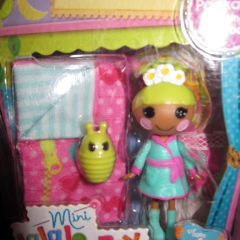 mini Lalaloopsy☆ララループシー☆人形☆フィギュア☆ままごと☆Pix E Flutters☆ – おもちゃやSPIRAL