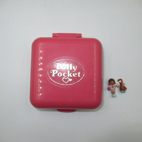 90's ★ Vintage ★ Polly Pocket ★ Polly Pocket ★ Compact ★ Doll ★ Figure ★ Play house ★ Dollhouse ★ Square ★ Dark pink ★ Tanned 